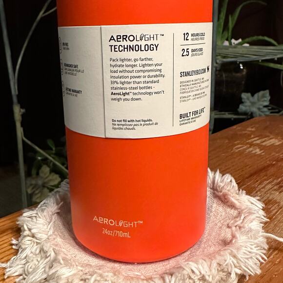 Stanley The Aerolight Iceflow 24 Oz Bottle With Cap & Carry Lid, K144 - Picture 4 of 4
